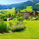 Apartment Sunny Bad Kleinkirchheim