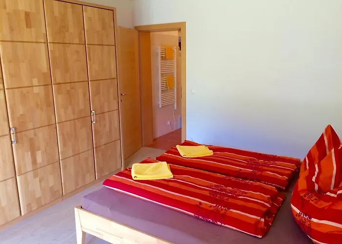 Sunny Bad Kleinkirchheim